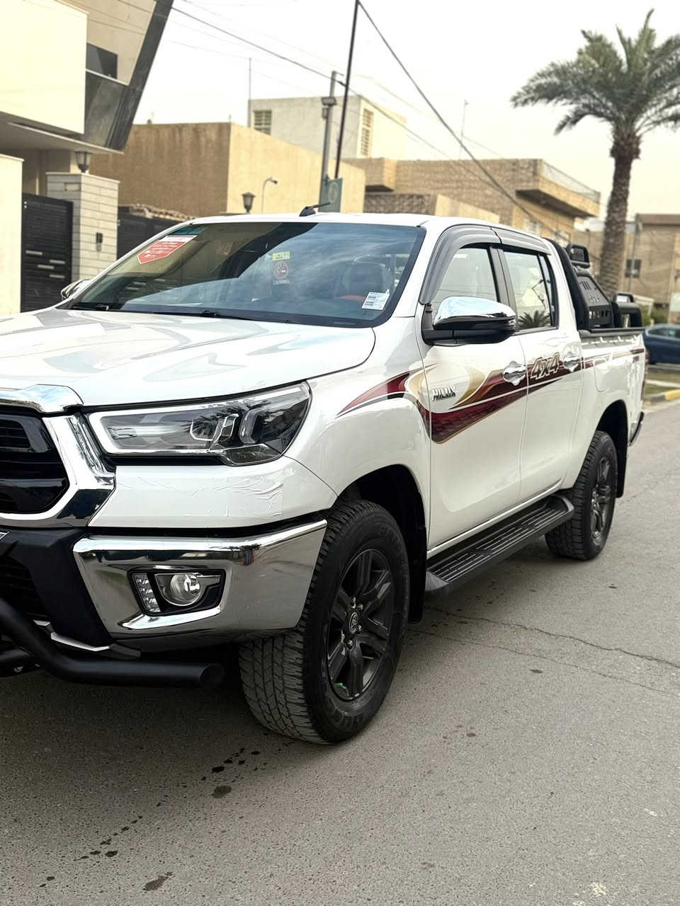 هايلوكس فور ويل
بشرط ع تايرات شركه
بيع مستعجل
كفاله
موديل٢٠٢٢كويتي فول
فول مواصفات 
ع وضع الشركه بشرط بعدها بفابلون شركه
ماشيه اقل٢٦الف 
رقم بغداد مييز  بسمي مشروع وطني
مواصفات
بصمه
فور ويل
بنيد جكات 
صندوق جكات 
ثلاجه بلجكمجه
دبل ايرباك 
داخل احمر
مثبت سرعه
نضام ايكو
تبريد قطعتين
تحكمات ستيرن
جهيتين شاشة جبيره
كامره 
درع امامي خلفي
 فورويل 4x4
سياره مدوشمه دوشمه كامله كشنات 
تحويل مباشر السيارة جديد 
كفاله عامه حته حداديه ع وضع الشركه 
سبير والعده ع وضع الشركه 
سونار مع منشور فيديو مع منشور سونار جديد يجي هم يسوي سونار
رقم الهاتف ‭***********
العنوان طالبيه قرب فلكه ٨٣
كفاله عامه
