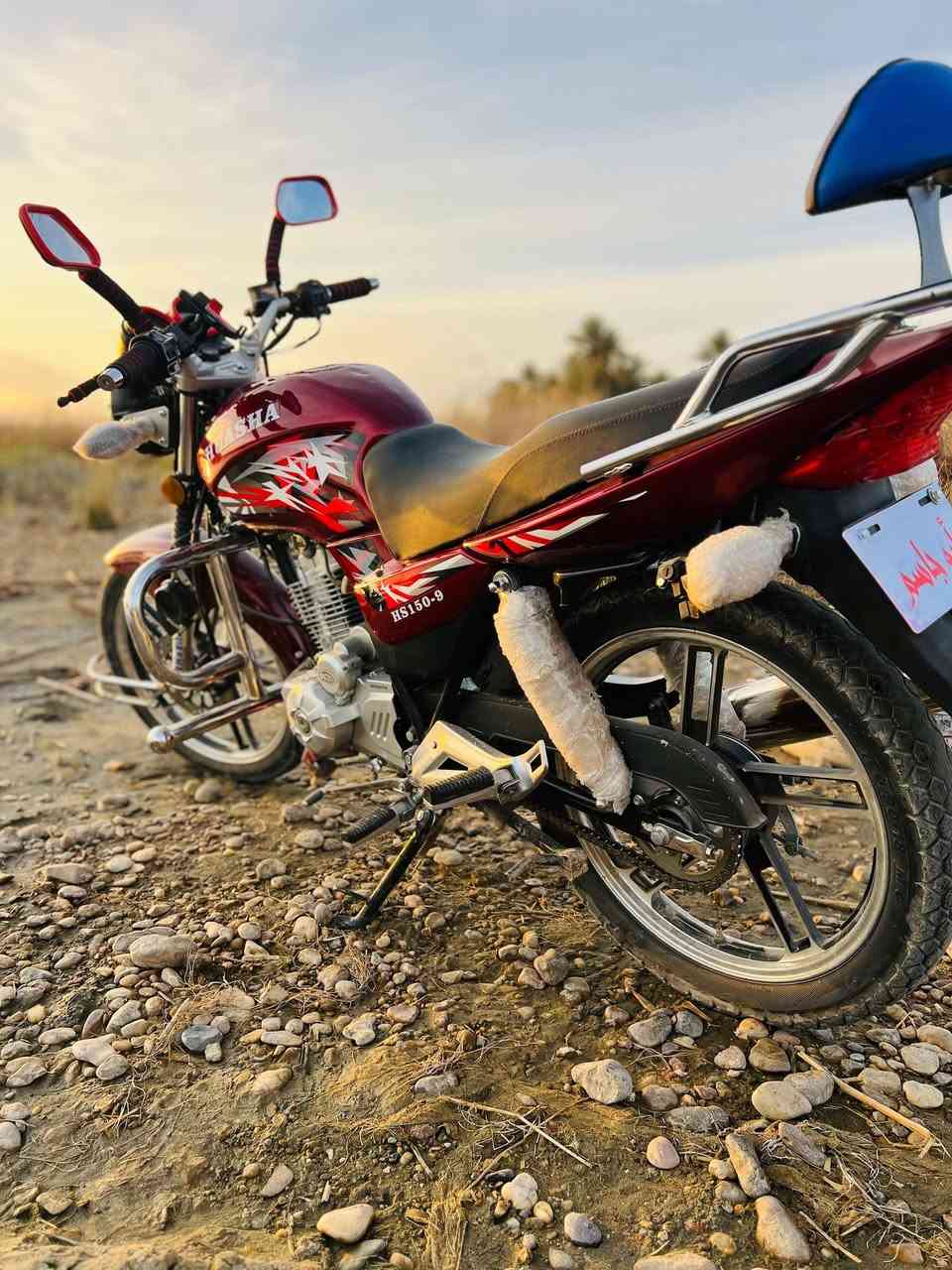 سلام عليكم ماطور هايوشه للبيع لون ماروني2023 الموطور بعده ع وضع الشركه ماشي 8000 كهربائياته كله شغاله وشرط ممودوده عليه سبانه تايره الخلفي بعده مال شركه وسعر خاص و عل رقم ***********ادمن لحب
