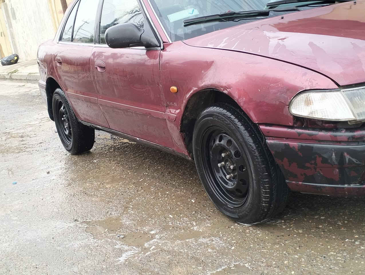 سوناتا 2 موديل 94
كير مكينه زينات  تايرات جديد  سنويه بيضه بيها واجها 
طخم نص عمر سياره كدام العين  *********** مكاني نينوى الموصل  شرط التحويل والوكاله
