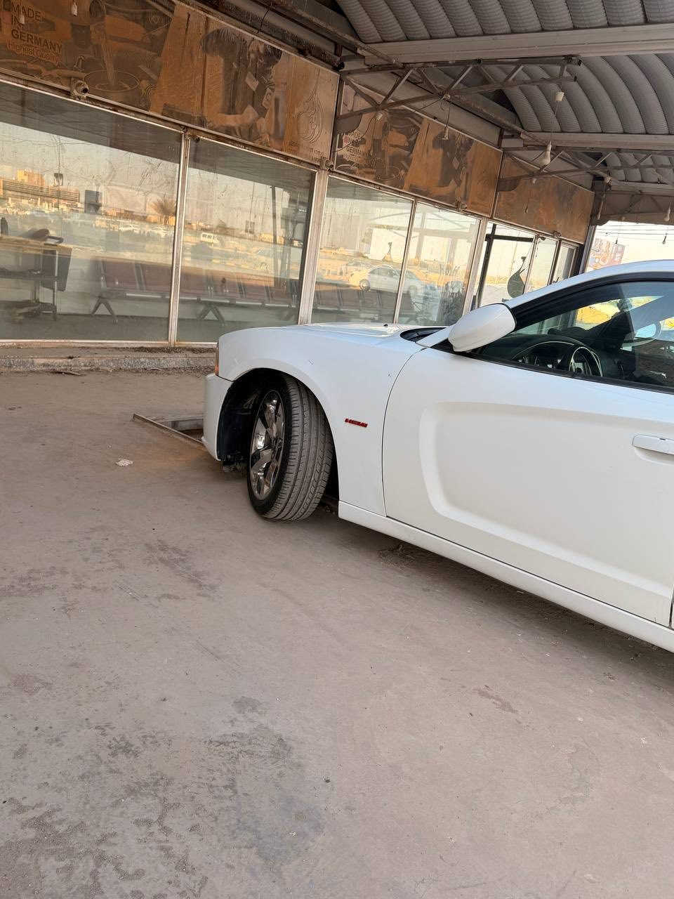 سلام عليكم شباب جاجر 14جديده حيل كصه وحده شرط باجات وعدي فيدو مال بجات بديه حيل جديد ومابي صبغ بس علا كد كص فول موصفات فتحه بصمه كشنات حار وبارد كير مكينه جدد تبريد ثلج تخم تاير جديد ويل كروم 20سبير ما نازل هيمي لايت زنون بلادي كهربائياته كله شغاله دواخل حضن احمر ويا لبيبان  ارقام بيه تخبل اصليات فوللل شرط محد يعرفهن شرط مكانه نجف سعر 57بيه مجال قليل سياره حيل نضيف بديه تصل وتدلل***********
