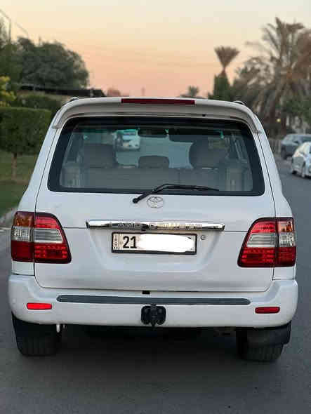 لاندكروز  ٢٠٠٥ فول مواصفات سنويه بأسمي داخل بيجي المرغوب سلايت روف ٣ قطع تبريد زراك بالدعاميه ثلاجه بالجكمجه صاجات فور ويل ودفلوك وقفل اكسلات حساسات خلفيه حجم محرك ٤٥٠٠ دبل تانكي ودبل فيت بمب ٦ سلندر بوصله بالمرايه الوسطيه بلاديه مكينه كير تبريد كهربائيات كلها شغاله سعر ١٣٨ ورقه الاتصال ***********  بغداد حي الجامعة
