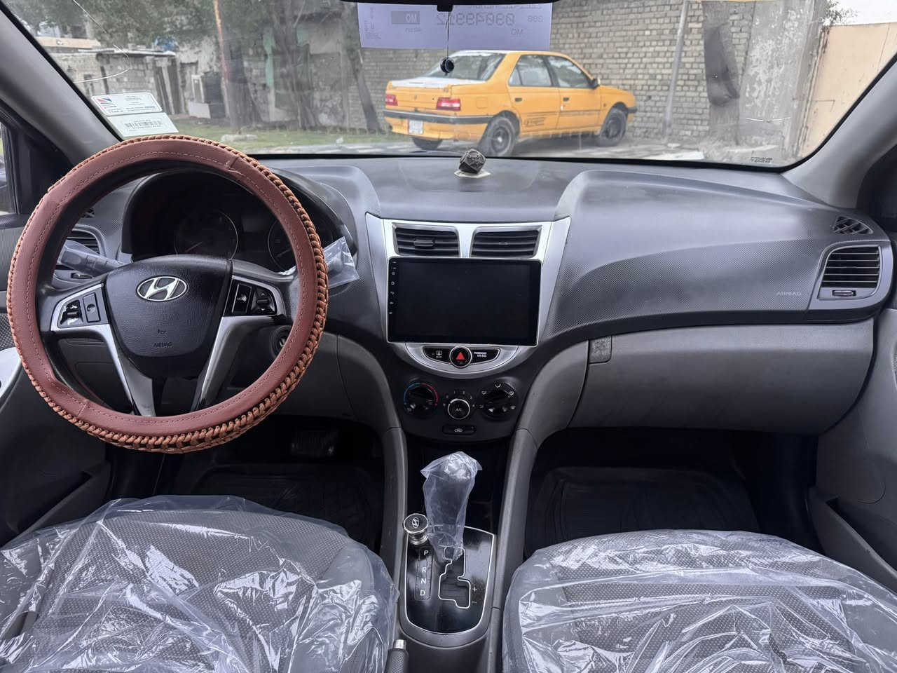 سلام عليكم اكسنت للبيع وارد أمريكي موديل 2014 مكينه1600 رقم بغداد تحويل ثاني يوم سياره ليبل واحد بدون حادث بس بلباب الوره ومصلح نفسه مكينه كير مكفولات السياره جاهزه أي نقص مابيه مكان السياره بغداد السعر ٧٥ اتصال ☎️ فقط ***********
