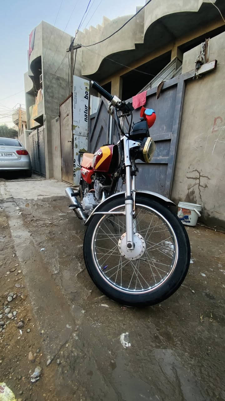 بغداد الدوره
سلام عليكم شباب دراجه أيراني اربعه كير محرك مكفول من تبخير وتنقيص دراجه مال شغل كامله وياها صندوك  أوراق اصولي موديل 2021مكان بغداد الدوره السعر (400) 0786514113الرقم وهاذا بس واتساب***********
