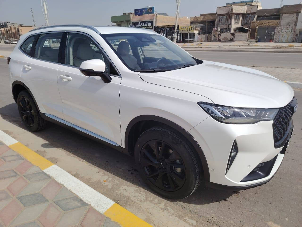 هافال  2023 H6 بيع مستعجل//
كفاله عامه جديده جداً بحالة الوكالة
  فول مواصفات 1/1 بلاك ادشن
رقم بغداد سياره بعدها بحالة الوكاله
  ماشيه 45 الف
 سعر 175 بيها مجال بسيط
 اتصال أو وتساب  ***********
