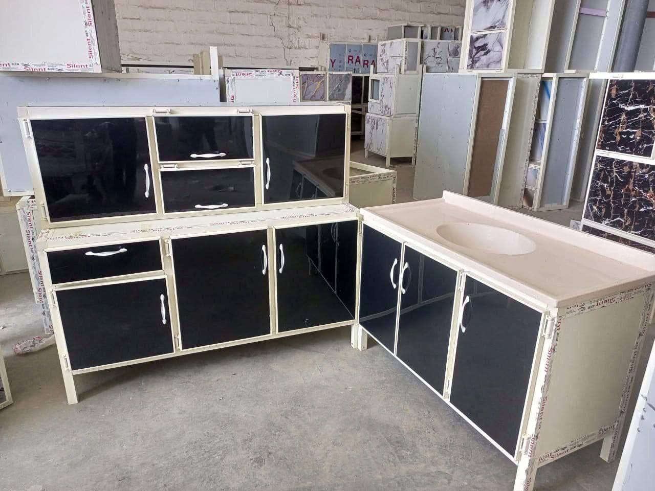 كاونتر مترونص  ارضي.وملحق مترونص  

وسنك متر و 20 سم . 

باقي التفاصيل خاص
توصي اليوم يوصلك باجر


**إذا كنت صاحب هذا الإعلان وتريد حذفه لأي سبب، رجاءا أرسل رسالة إلى الدعم الفني**