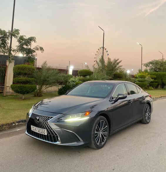🚗 للبيع: Lexus ES Luxury 2023
✨ بحالة ممتازة – فخامة وهدوء ونعومة بالقيادة
💎 الموديل 2023 

🔹 وارد / فل أوبشن
🔹 داخلية جلد فخم – – نظام صوتي ممتاز
🔹 بصمة / تبريد وتسخين مقاعد / كاميره خلفيه/ برده خلفيه شاشه كبيره/ وبعد هوايه مواصفات
🔹 ماشية15,000 كيلو بعدها زيرو
🔹يرباك راجع سستم وكاله 
🔹صبغ جوملغ وبنيد فقط
🔹صور الحادث بالمنشور 
السعر : $28,500 
📞 للتواصل: 
***********
📍 الموقع: – حي الجامعة
او زيارة موقع شركة الناجح العالميه بغداد حي الجامعه نفق الشرطه مقابيل مختبر الرازي
