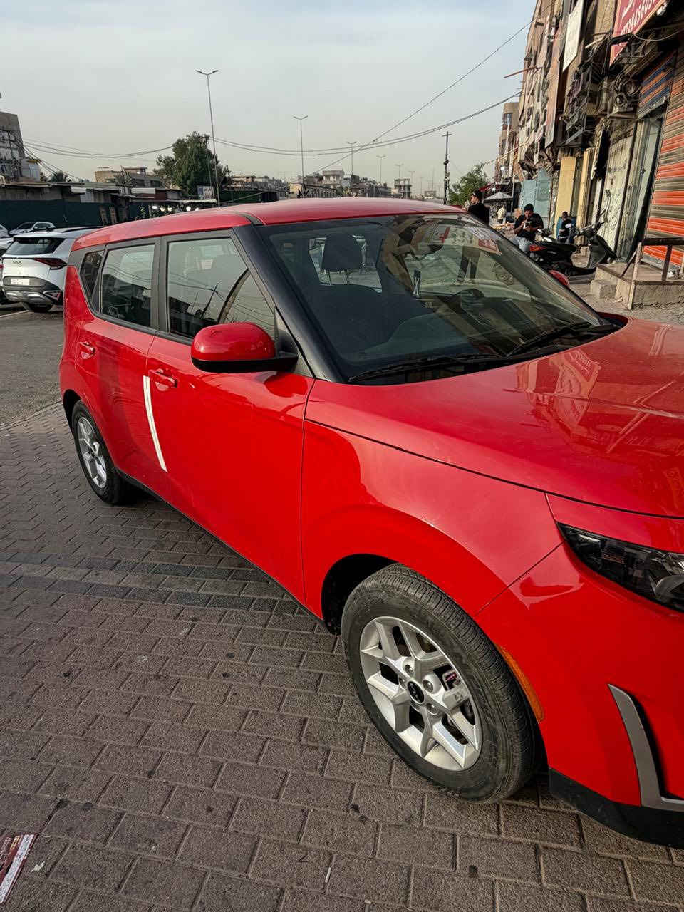 سلام عليكم سول موديل ٢٠٢٥ دخول جديد بدون حادث كلين تاتيل السيارة سويج مو فول ماشية ١٦ الف السعر ١٧٥ وبيها مجال بسيط ***********
