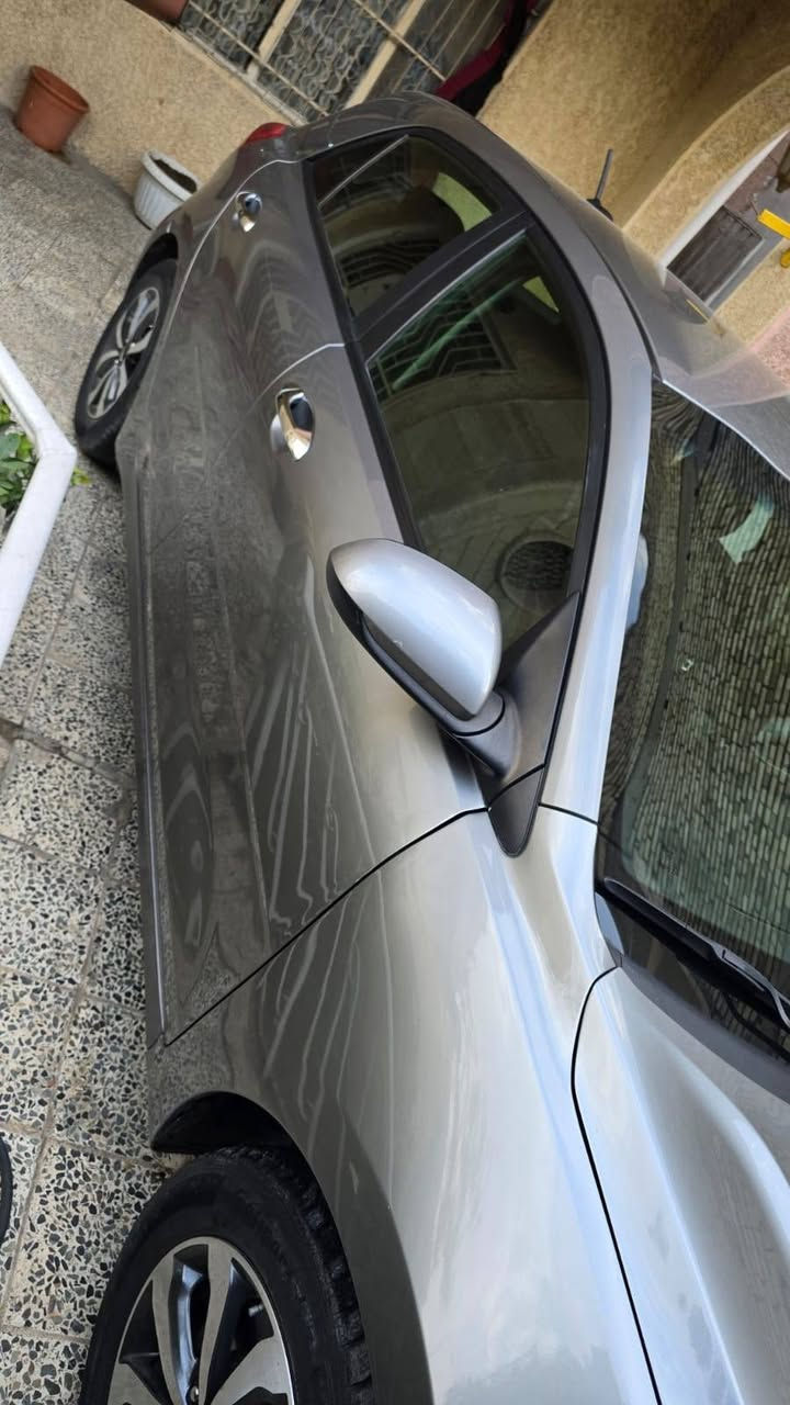 كيا ريو 2022

رقم بغداد
المواصفات:
اللون رصاصي
تحكم ستيرن
كامرا دواره
بصمة
رادار امامي
توقف ذاتي
داخل مخمل
ماسية 30 الف ميل

تفاصيل الحادث والإصلاح:
حادث بجم
صبغ الجاملغات والبنيد
بيها كلير بالابواب الجهة اليمين

معلومات إضافية:
رقم السيارة بغداد
العنوان: بغداد الغدير

السعر: 🟧 السعر علق يوصلك السعر 📮
للتواصل: ***********

#كيا_ريو #ريو #بغداد #بيع_سيارات
