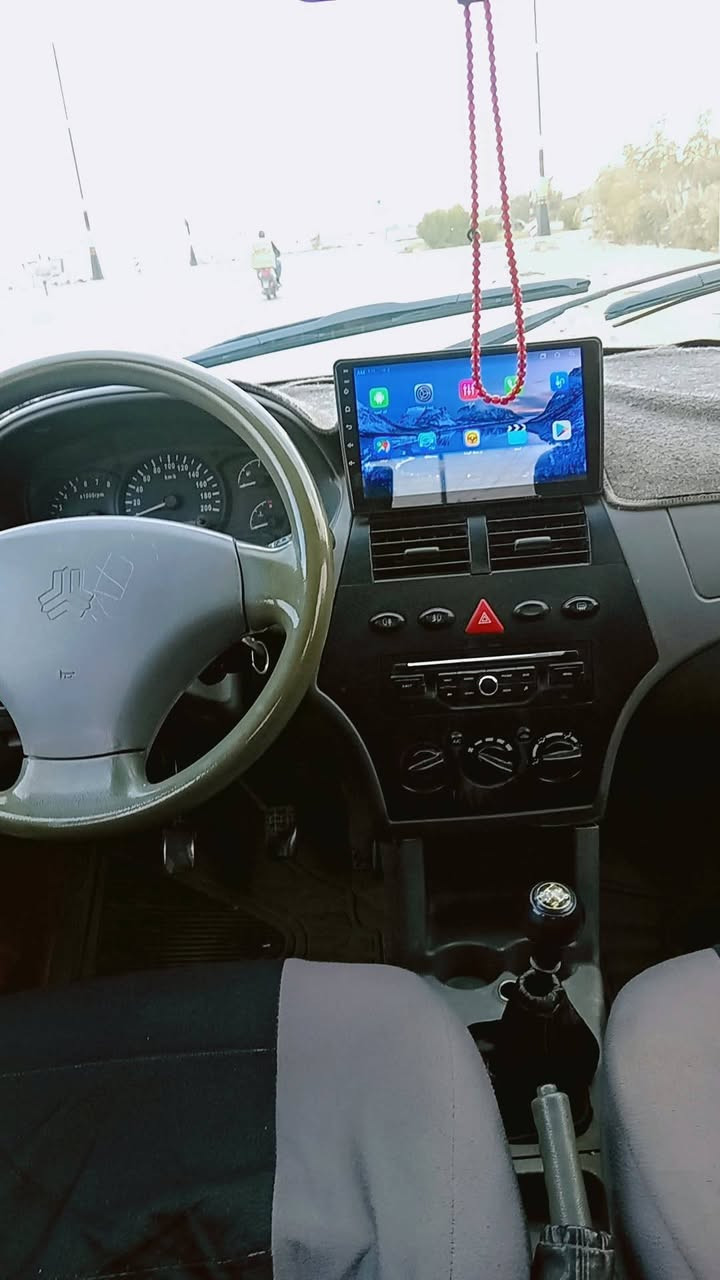 السلام عليكم طبيه للبيع فقط مديل 16 سياره نضيفه كير محرك جديد تبريد تدفئه شغال شاصي مكفول حداديه نضيفه بيه طخه بالجاملغ الخلفي  مصفره هيئه غرامات سنويه ل 28 جديده حتى الهزه لشهر 10 بعدهي السعر 38 وبيها مجال. ***********
