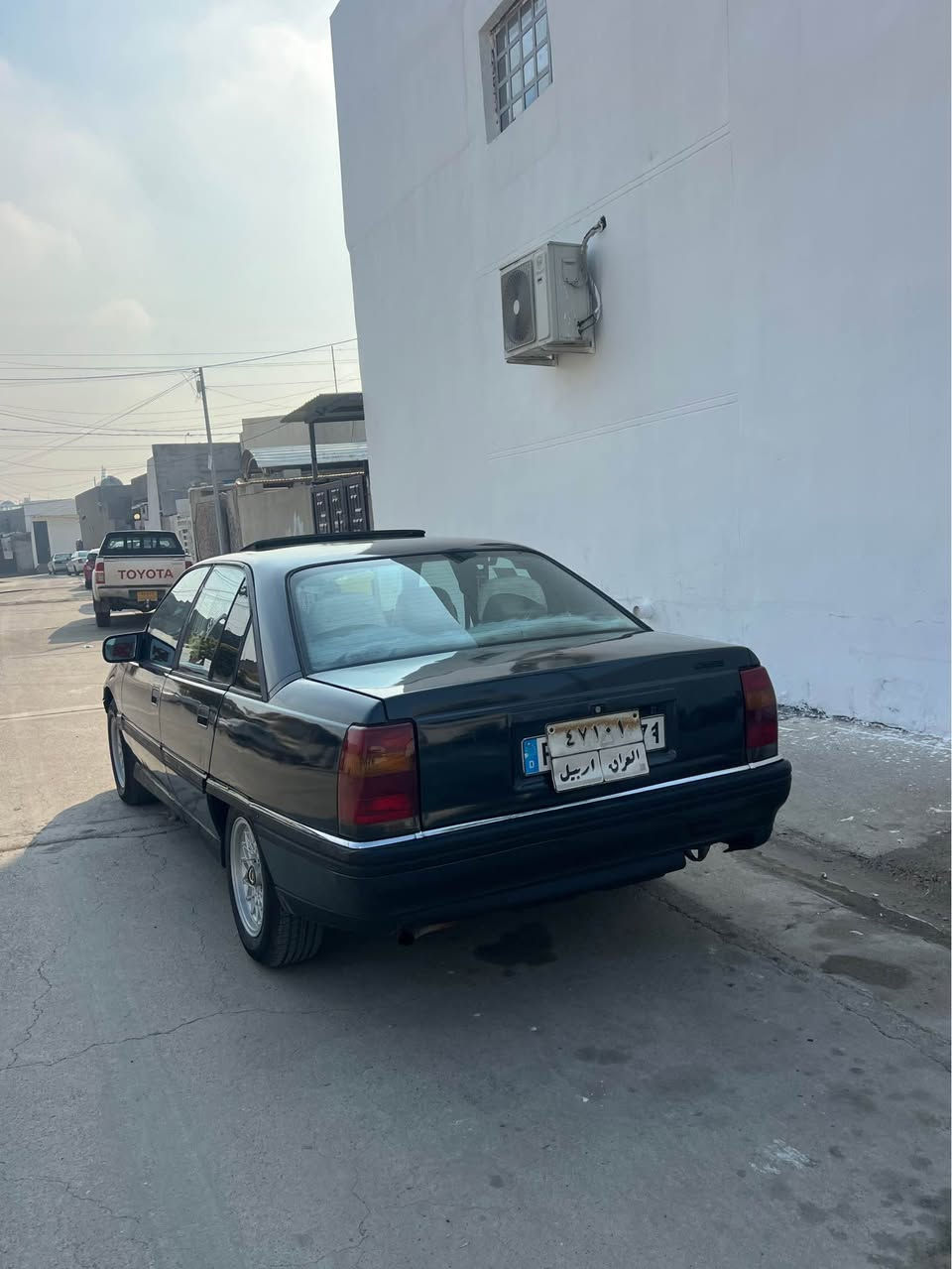 ئؤپل ئؤميگا موديل 1991محرك 20گيرو محرك شرت صدرامامي  خلفي جديد كهربايات كامل شغال اربع تايرات و وياله جديد  سياره بدون ضرر فقت سوبغ عام جمالييه   سنويه منتهي شرتت تحويل بيها كوبون بنزين ؛سعر(43)بيها مجال بسيت 
***********مكاني كركووك كركوك, العراق
