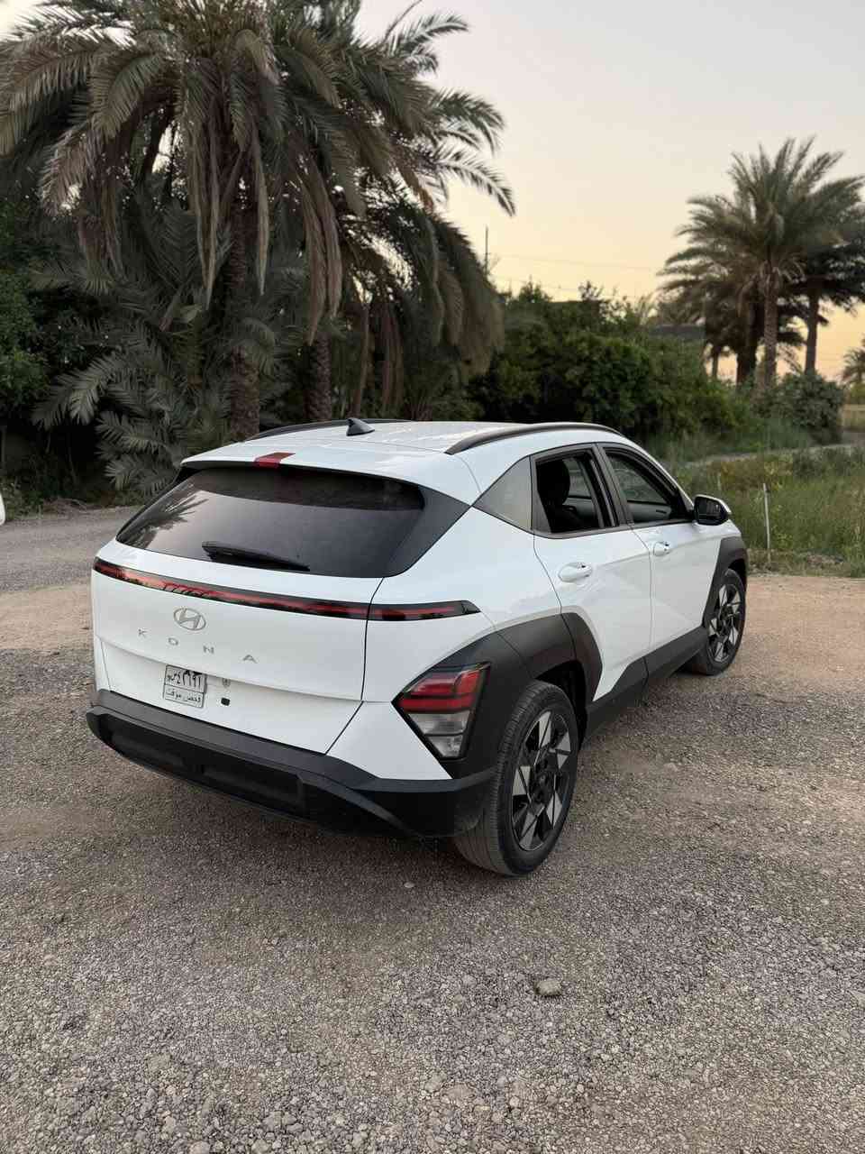 السلام عليكم كونا 2024 حادثها كما موضح في المنشور 
مواصفاتها 
بصمة 
تشغيل عن بعد 
LED نهاري ليلي
كشن حراري 
ويل كروم 
سعرها 168 وبيهه مجال
هـ***********
