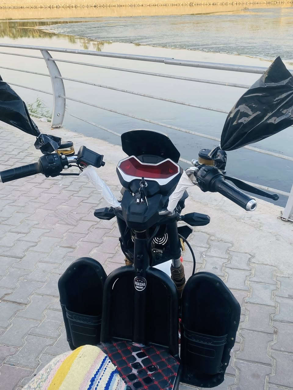 البيع ماطور شحن هيوشه موديل 2023 خمسه باتري بطاريات فول والك الفحص السعر 375 وبي مجال رقم ***********
