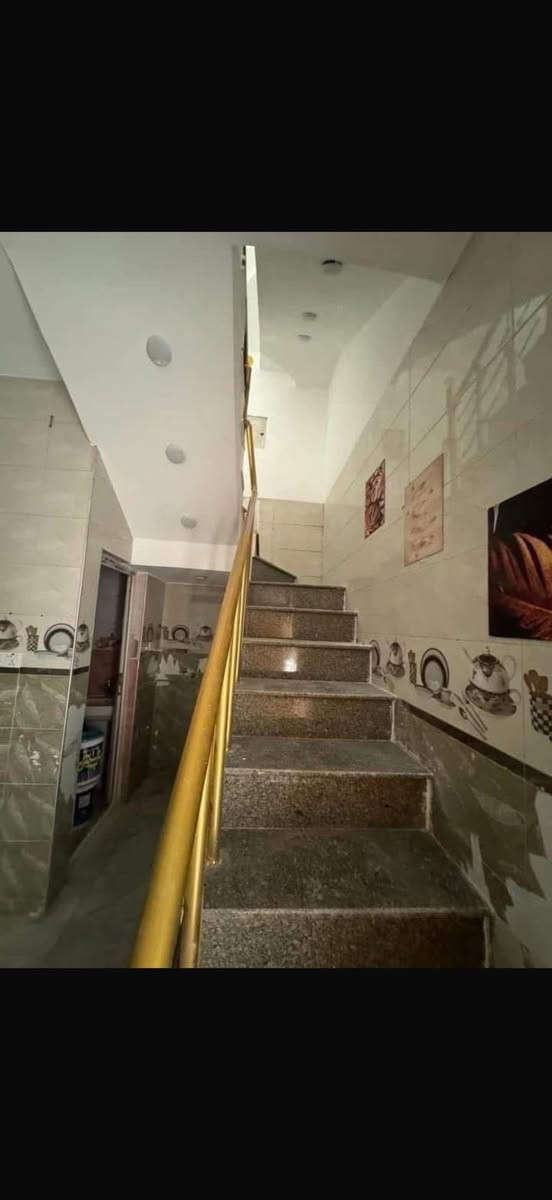 #للايجار__________في__________السيدية
بيت ٥٠ متر غرفتين او صالة او مطبخ او خدمات

للأستفسار آكثر الأتصال على الرقم 

***********

او زيارة المكتب الكائن في منطقة السيدية 

شارع جامع الأقصى مقابل لحوم جويلي

مكتب المصطفى للاستثمار و التطوير العقاري
