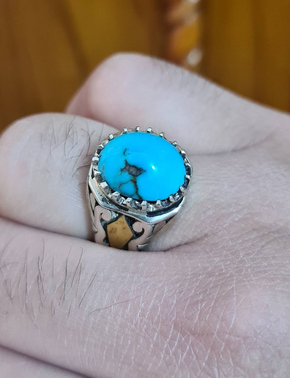 للبيع فيروزي رضوي تحفة فنية صياغة ثقيلة يدوية يوجد توصيل ان شاء الله قياس الخاتم 24/23


**إذا كنت صاحب هذا الإعلان وتريد حذفه لأي سبب، رجاءا أرسل رسالة إلى الدعم الفني**