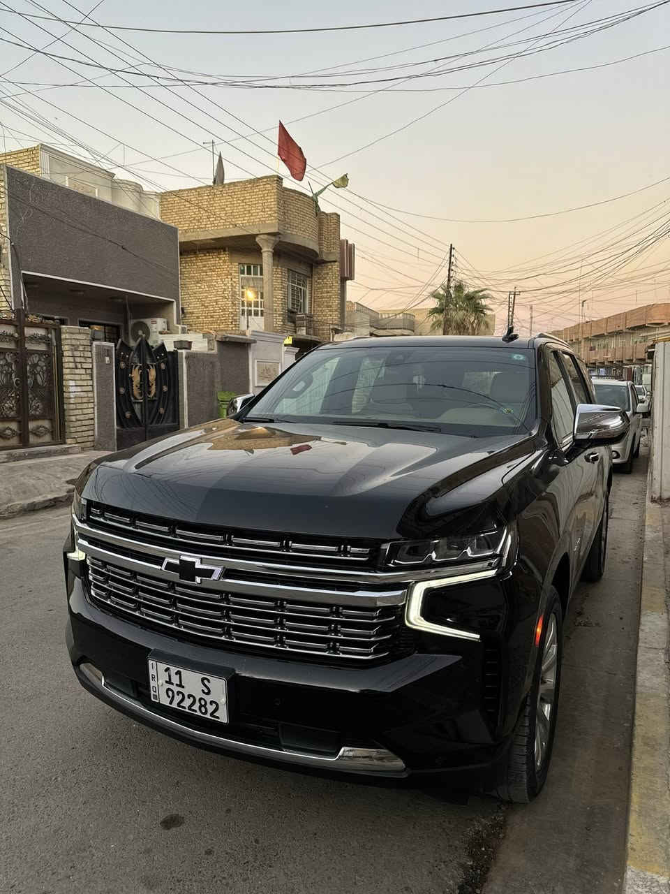 تاهو 2022 برايمر معروفه مواصفاتها ماشيه 70 ومغلفه ppf شركة المنصور السياره بأسمي رقمها بغداد رايدها ب 524 مكاني بغداد الشعب بيها بارد على كد اصبعين بالباب فقط والباقي كفاله عامه ممتواجد فيس بس واتساب وهاتف ***********
