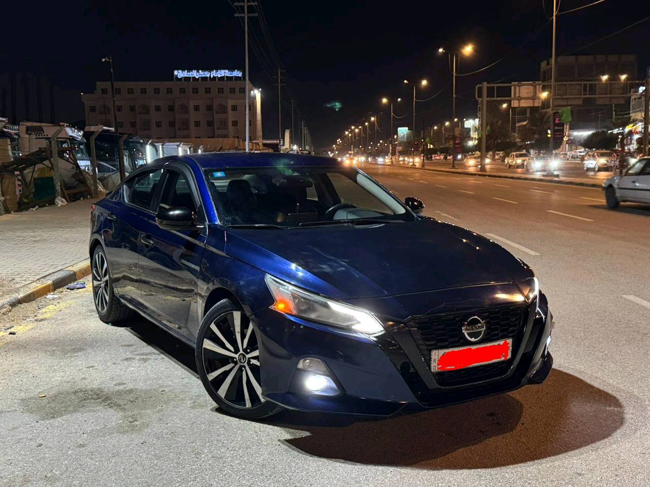 سلام عليكم نيسان اليتما موديل 21 رقم بغداد دولي حادث أمريكا جاملغات وبنيد وارد امريكي فول مواصفات عده الفتحه وترهم اقصاد العنوان النجف رقم بس واتساب