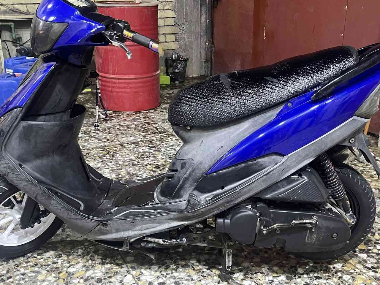 سلام عليكم ماكس للبيع سعر مناسب ٤٥٠ وبيه مجال بيع مستعجل *********** دراجه جديده
