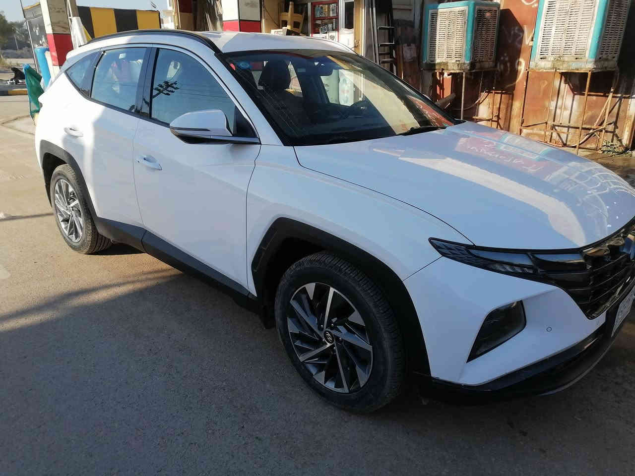 توسان موديل ٢٣ مكفوله كفالة رقم بغداد فول مواصفات ماشيه ٧٠ مكانه الكوت ***********
