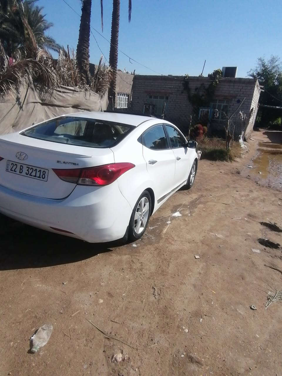 السلام عليكم

النتره 2013 رقم أربيل انكليزي
سنويه وهزه جديده تحويل وكالة

فول مواصفات و1/1
محرك 1800دوش

بيه مكانات صبغ بصيطه

مكينه وكير وحداديه مكفولات
تبريد تدفئه شغال
تخم تاير جديد

السعر 93
***********

العنوان نجف كوفه عباسيه
