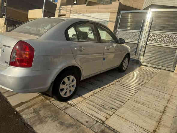 السلام عليكم 
اكسنت 2008
الشركه العامه للسيارات 
السياره بل كارتون مكفوله
رقم بغداد مميز بسمي تحويل مباشر 
السياره جانت مضمومه 
كتلوكات وغراض الشركه كله موجوده 
السبير منازل بنايلون الشركه 
تراي زيرررو 
تخم تاير جديد 
مكاني بغداد 
***********
