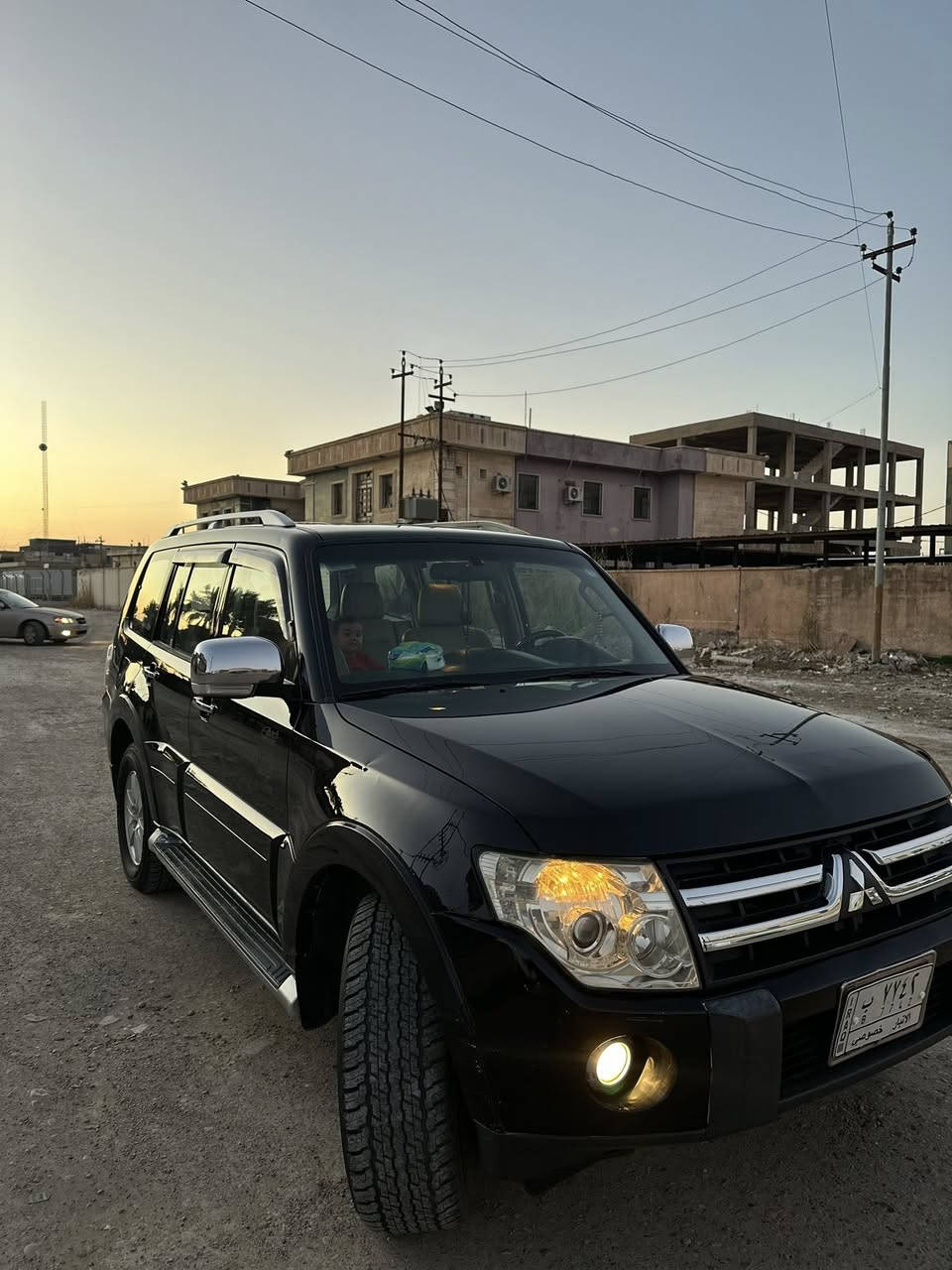 باجيرو  2007 حبتور اعلى فئة
محرك 3000
مكفولة من الصبغ والحادث سيارة مال بيت ونضيفة كلش
السعر ١٢٥ ورقة قفل
مواصفاتهة 
لايتات زنون
دمام وسستم سوت روك فورد
ثلاجة
زراكات
مري شفط
تدفئة كشنات
دفلوك
سلايد روف
كشنات جلد 
كشنات كهرباء
تخم تاير جديد
حساسات خلفية
تواصل على هذا الرقم *********** 
شباب شرط الي يجي يشتري يفحصة ميكانيك وصبغ وكهرباء يالة ابيعلة ويفحصهة بل مكان الي هوة يختارة مكان السيارة الفلوجة
