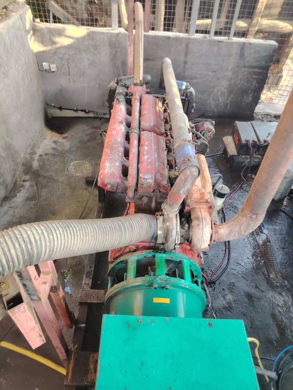 افيكو ١٣٧ شغاله بالموقع ع الحمل سوبر خلفي راس توليد 275 انجى باب اول مكينه حلوه تجي تاخذ ع الحمل بس الحمل زاد عندي واريد اكبر 
السعر الأتصال ع الرقم 
***********
***********
