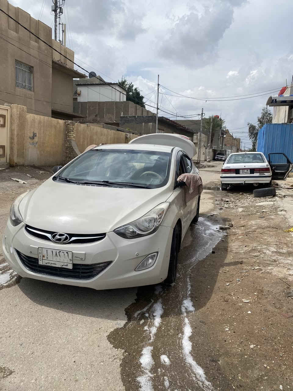 انتره  موديل 2013 خليجي كير مكينه كفاله عامه بيع مستعجل سعر90 مكلف بلنشر للستفسار على رقم ‭٠٧٨٣ ٣٧٩ ٥٠٦٢‬
