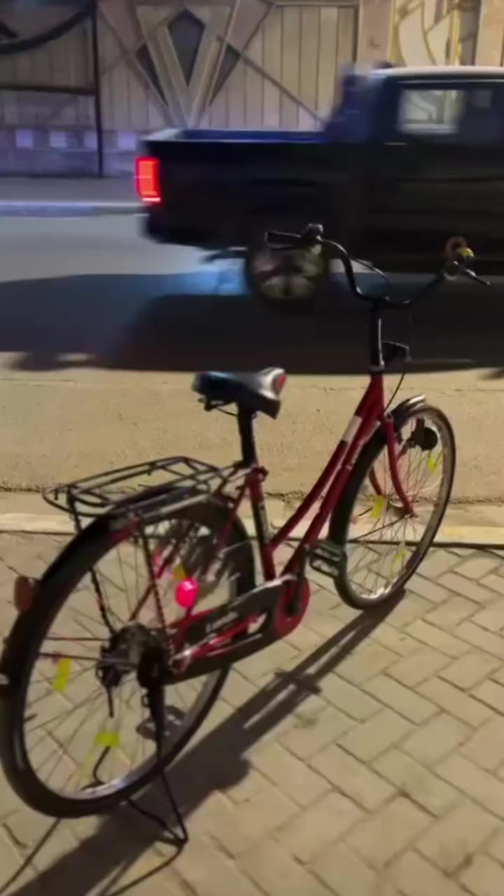 السلام عليكم بايسكل ليتز حجم 26 بي طقه واحده صغيره للبيع وهم مراوس العنوان البصره حي الخليج 
الرقم***********
