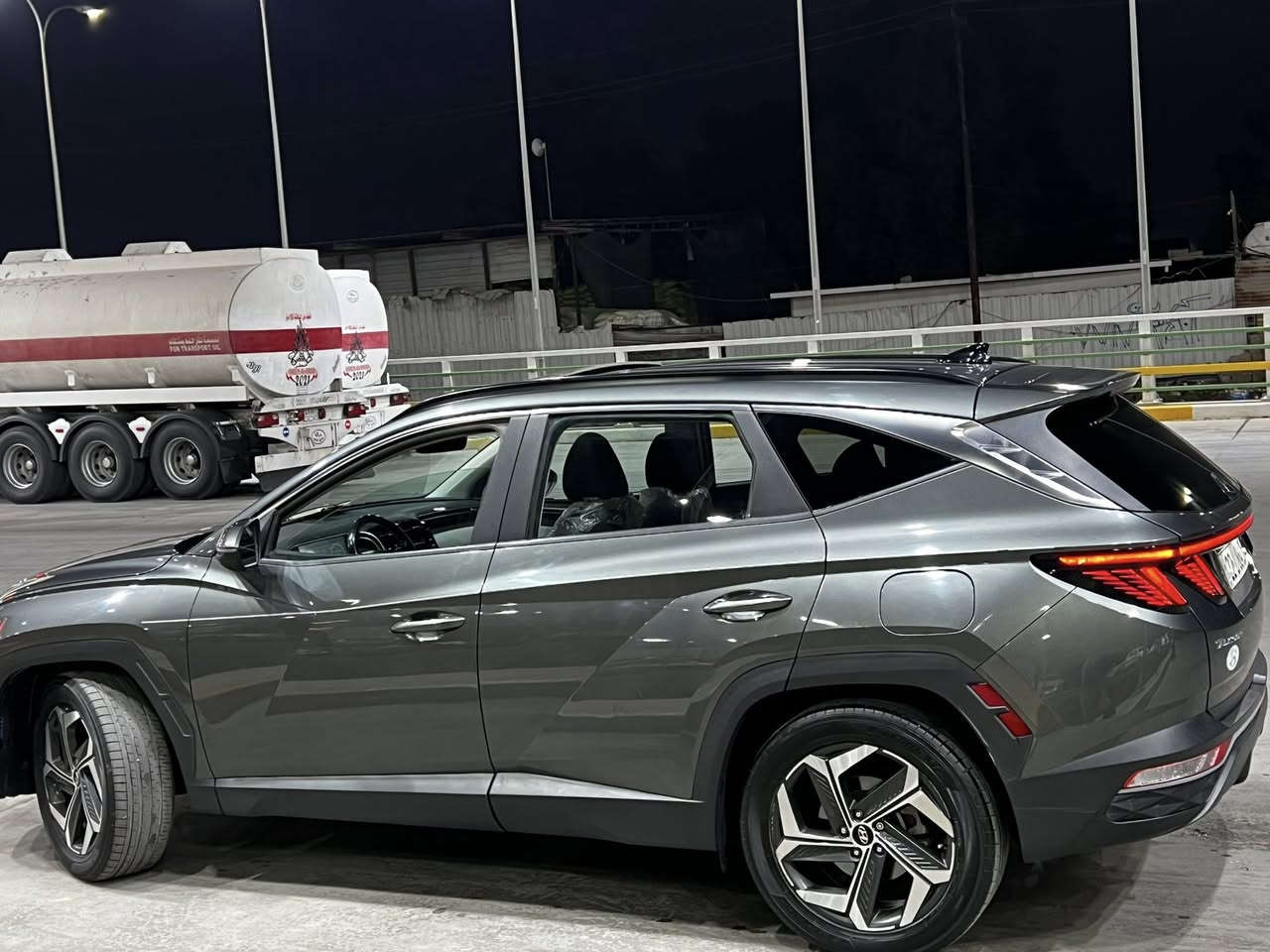 2022(هاترك)فتحة فول مواصفات لون زيتوني فقط نص بنيد صبغ بدون ايرباك الباقي كفالة عامة من الدواخل  والبارد والبحم كبس والسيارة بأسمي 
مكانهة بغداد
 السعر  (190)
***********
