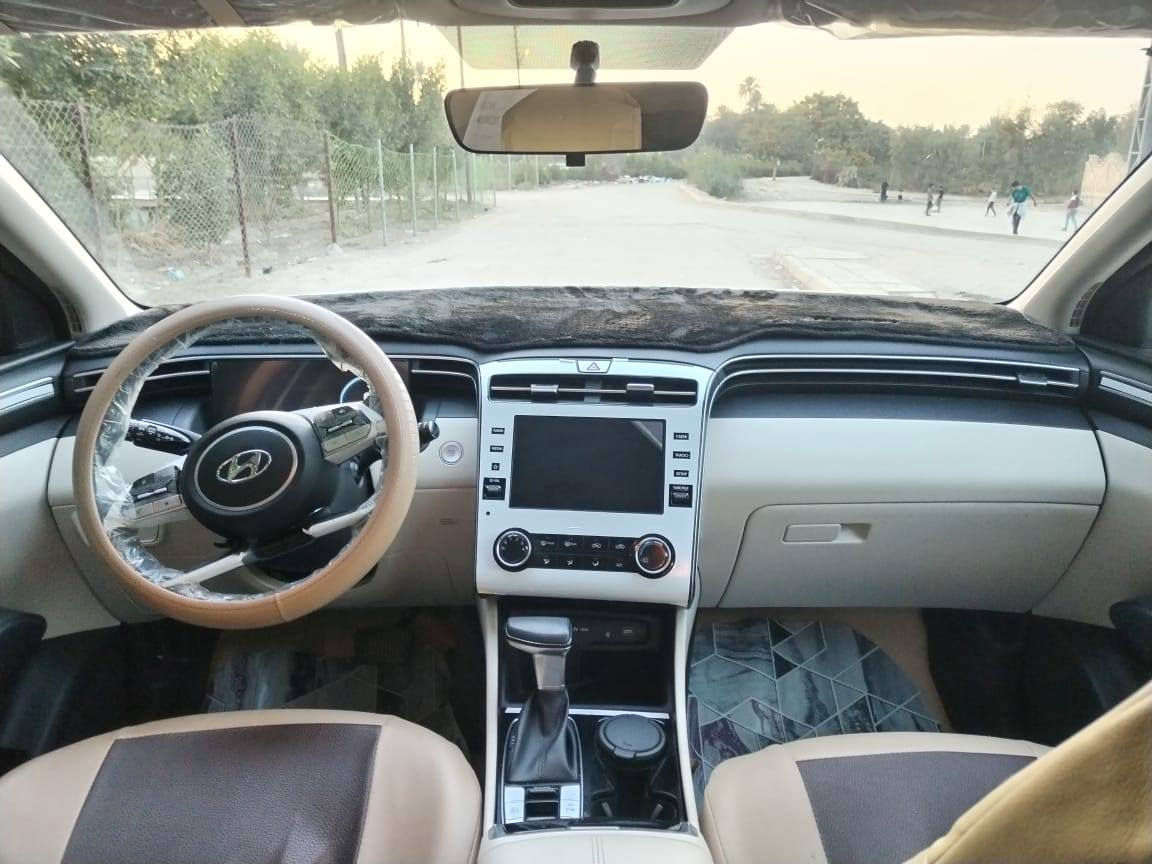 سيارة توسان 24 خليجي ماشيه 29 الف ابيض اللون رقم بابل مكفولة كفالة عامة ماعدا باردصغير في الجنطة اسفل الرقم السعر 230 او بيه مجال بسيط  للشراي مع التحويل ثاني يوم
رجاءً لحد يكسر ب الحلال سيارة نظيفه 100%
***********
