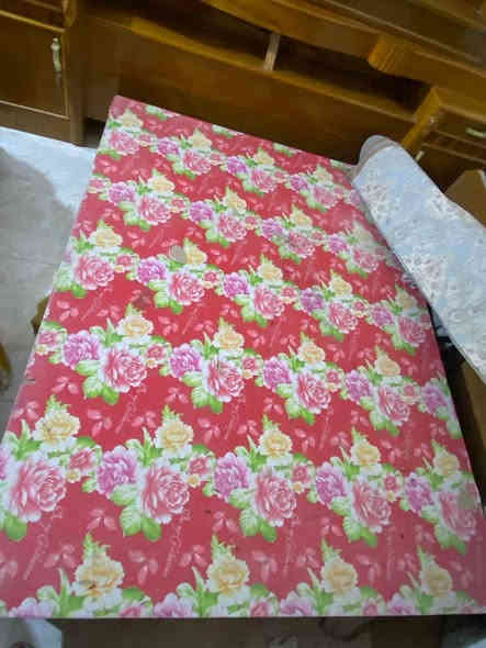 غرفه اخشاب للبيع جديده غير مستخدمه للتواصل على الرقم او واتساب *********** عمارة
