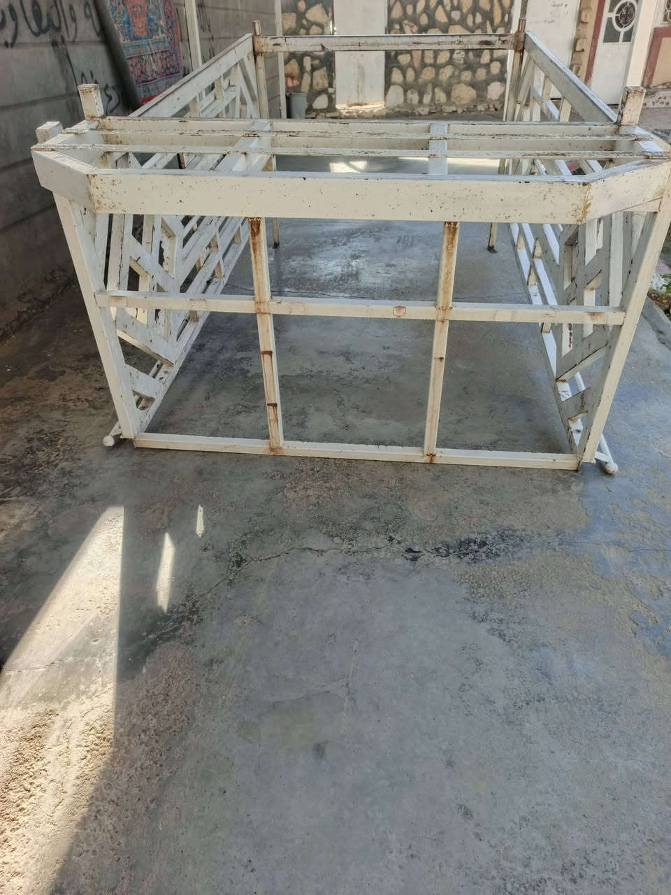 السلام عليكم ورحمة الله وبركاتة محجر تفصال مال كيه نثيه للبيع السعر والاستفسار عله هذه الرقم ***********
