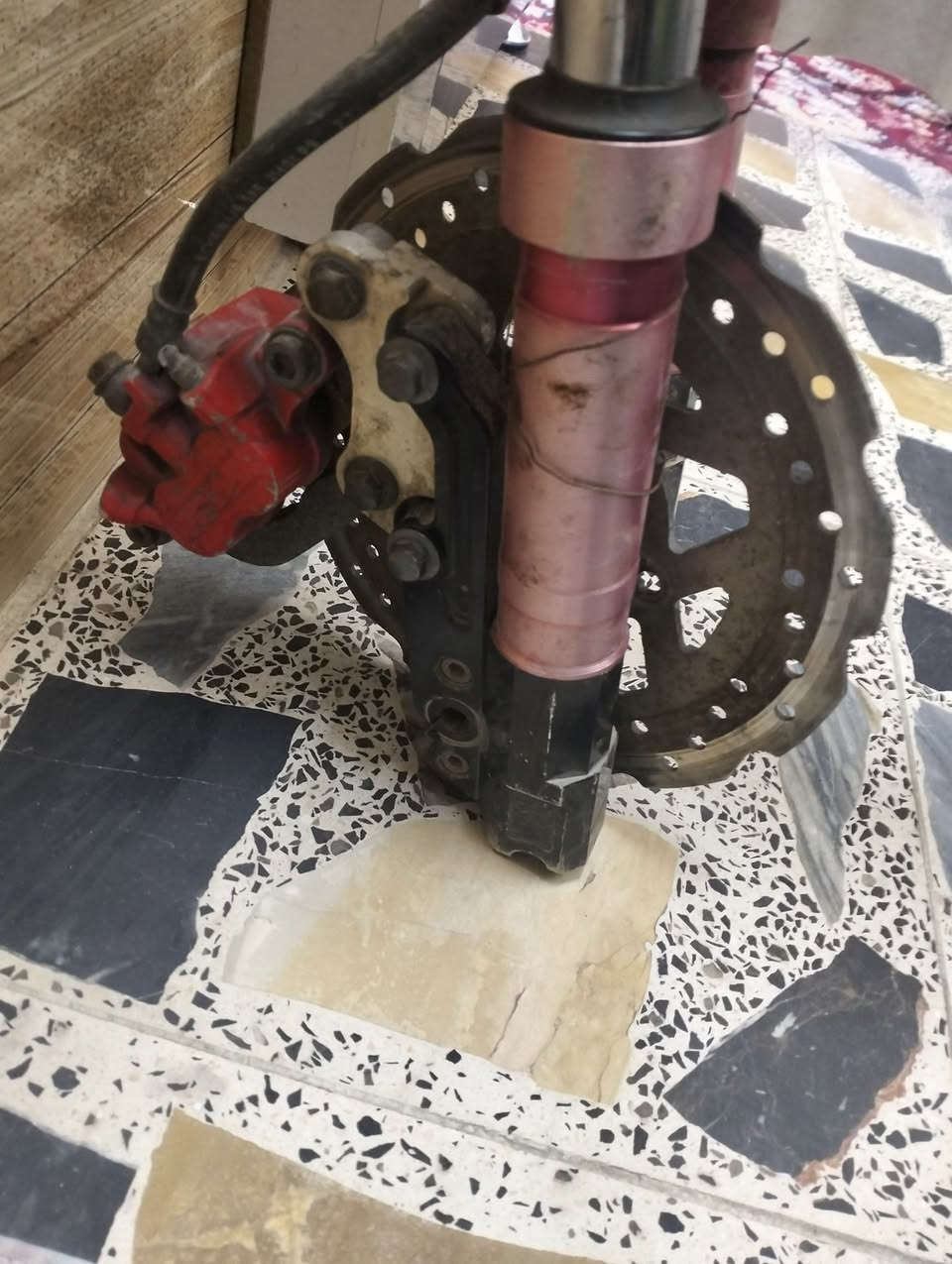 سلام عليكم ماشه مال سكنس فحل رياظيه و صدر مال عدله للبيع مكان بل مدينه يم وليد ابو الكص وهذا رقم***********
