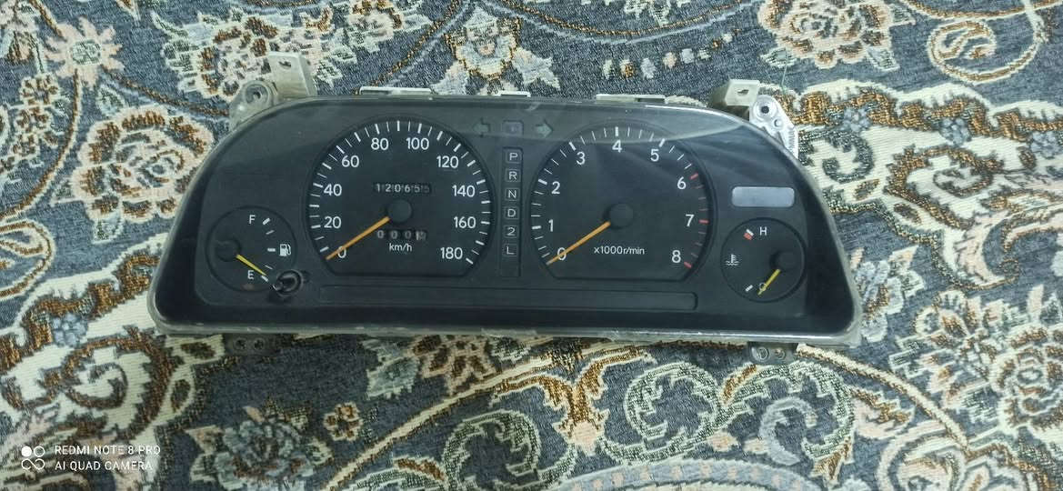 غراض سيارة كرستا للبيع كلهن ب٨٠ الف 
للاستفسار ***********
