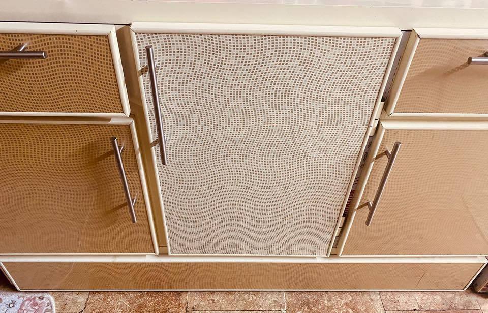 كاونتر المنيوم متر ونص والسنك متر و20 نظيف 85‎%‎  للاستفسار الأتصال بالرقم ‭0776 222 6692‬
