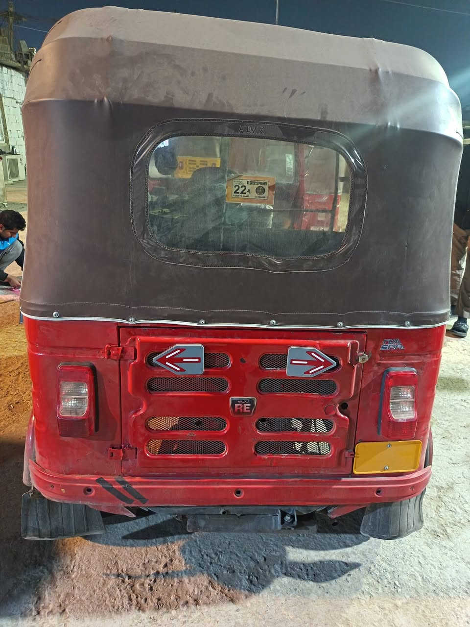 سلام عليكم تكتك ١٨ البيع اورق المصطفى كامله المكان بغداد شراي يتصل ***********
