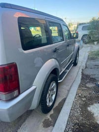 شباب دوج نترو 2007السياره خير من الله مابيه نواقص رقم ربيل سنويه باسمي...