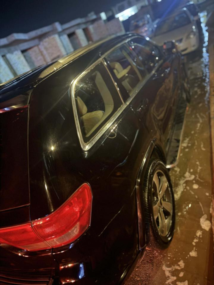 جيبً 2012مكينه v8مكينه وكير وصدر خير من الله او مراوس بجارجر من 2011الى 2014شعندك نزل مكان السياره بغداد المحموديه *********** السعر 130 وبيه مجال
