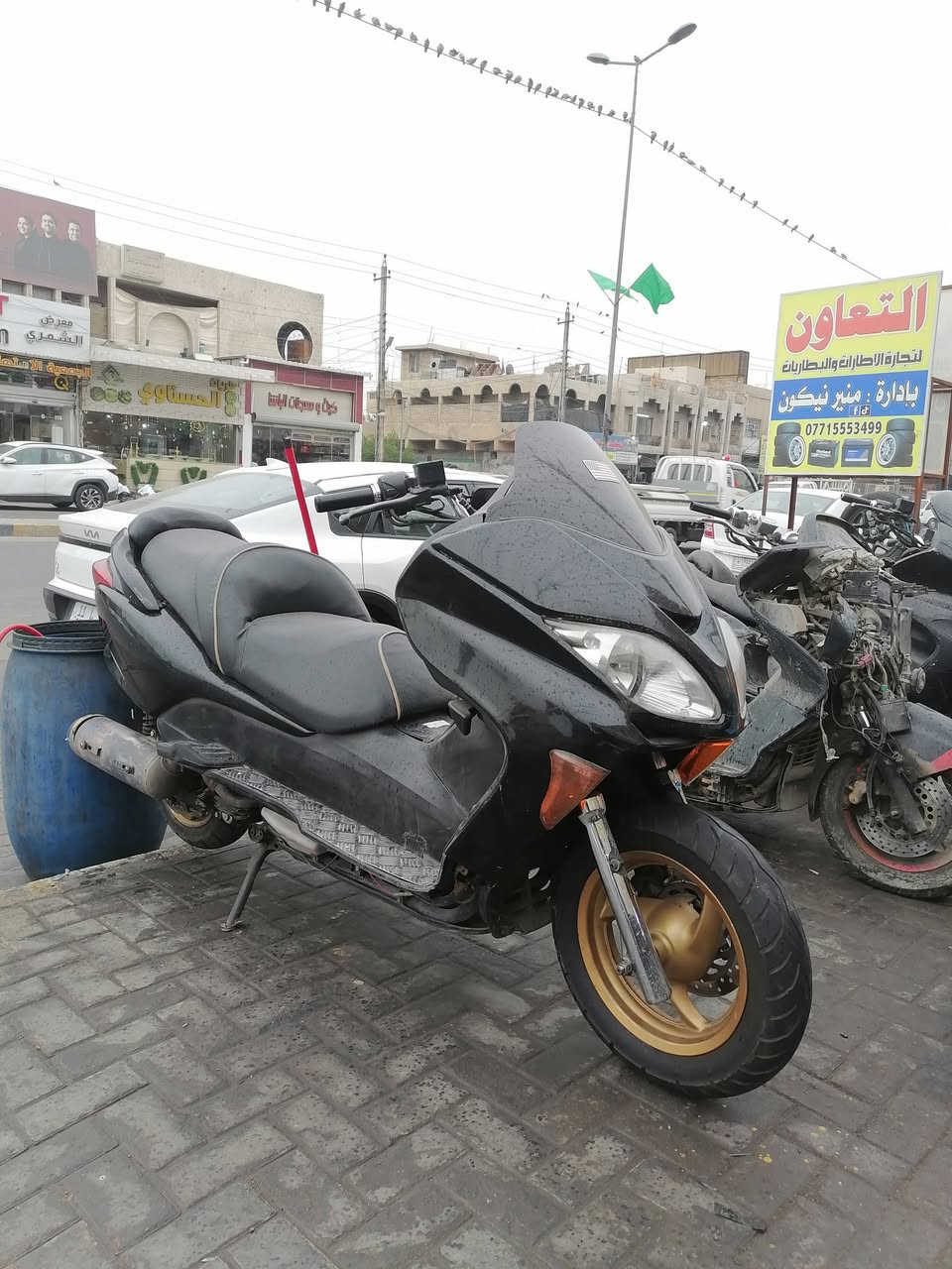 السلام عليكم
فورزة صفر 8 ....نقص جاملغ امامي وترايش ودبل خلفي نص عمر
مكينة ناعمة وحلوة كير مكفول كلجات كهربائيات بريكات
بصمة كلشي شغال بيها

السعر 650 بيها مجال 
مكاني بغداد حي العامل 
***********
