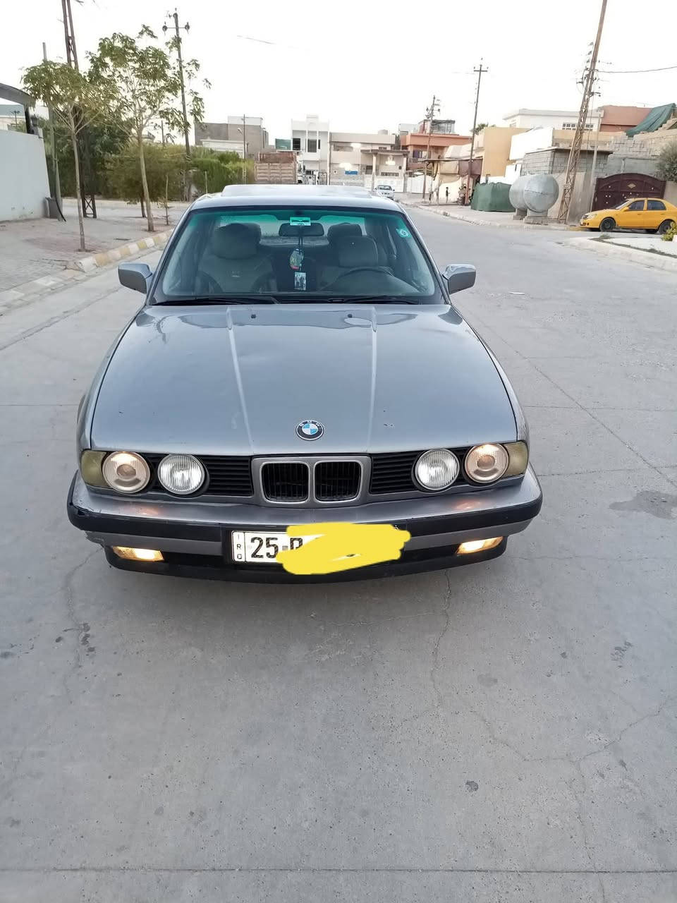 بسم الله مرحبا بيءام دبليو للبيع موديل ٩١ رقم كركوك انكليزي سنويه لل ٢٩ دفتر بانزين حجم ٥٢٠ محرك كبس فانوس كير عادي شلعه بطناش فول تبريد وتدفئه شغال صبغ بلادي سقف سلايت ABS تخم تاير جديد صدر جديد كهربائيات كله شغال سيارة جاهزه مابي نقص سعر ٤٥ بي مجال بسيط مكاني كركوك ☎️ واتساب *********** اسيا ☎️ *********** تحياتي للجميع
