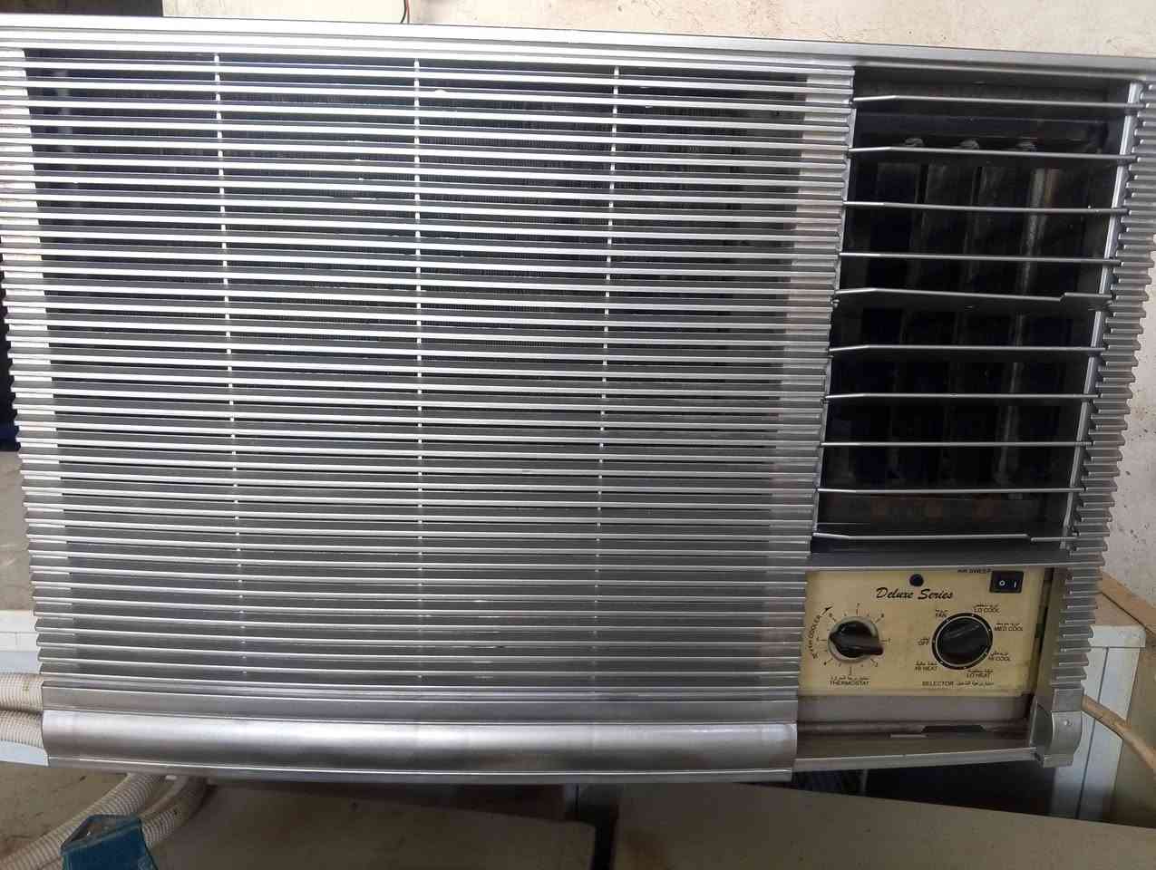 مكيفات للبيع سعر الواحد ٢٢٥الف قفل
***********
