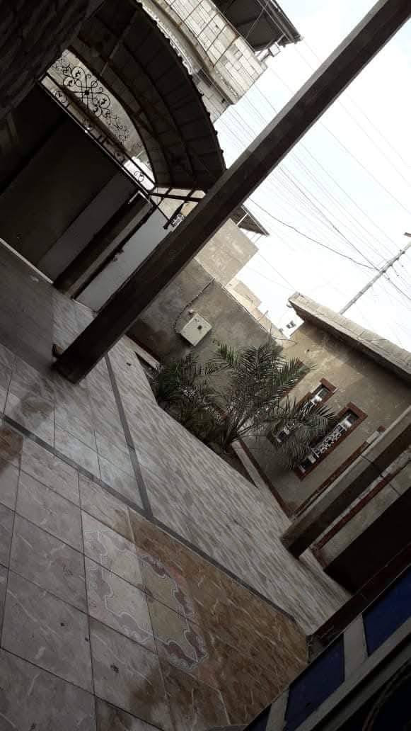 السلام عليكم...بيت للايجار في أبي الخصيب منطقة البهادرية..كوت الزاير..
يتكون من غرفتين وصالة كبيرة ومطبخ..
وكراج كبير مع حديقة صغيرة ووجود غرفة في الطابق الثاني مخزن...
سعر الايجار 500 قفل...
يفرغ البيت من المؤجر في نهاية الشهر 
شرط عائلة صغيرة...


**إذا كنت صاحب هذا الإعلان وتريد حذفه لأي سبب، رجاءا أرسل رسالة إلى الدعم الفني**