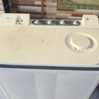 غسالة جديدة نظيفة حجي كبير تغسل بظانية 85الف 07724841555