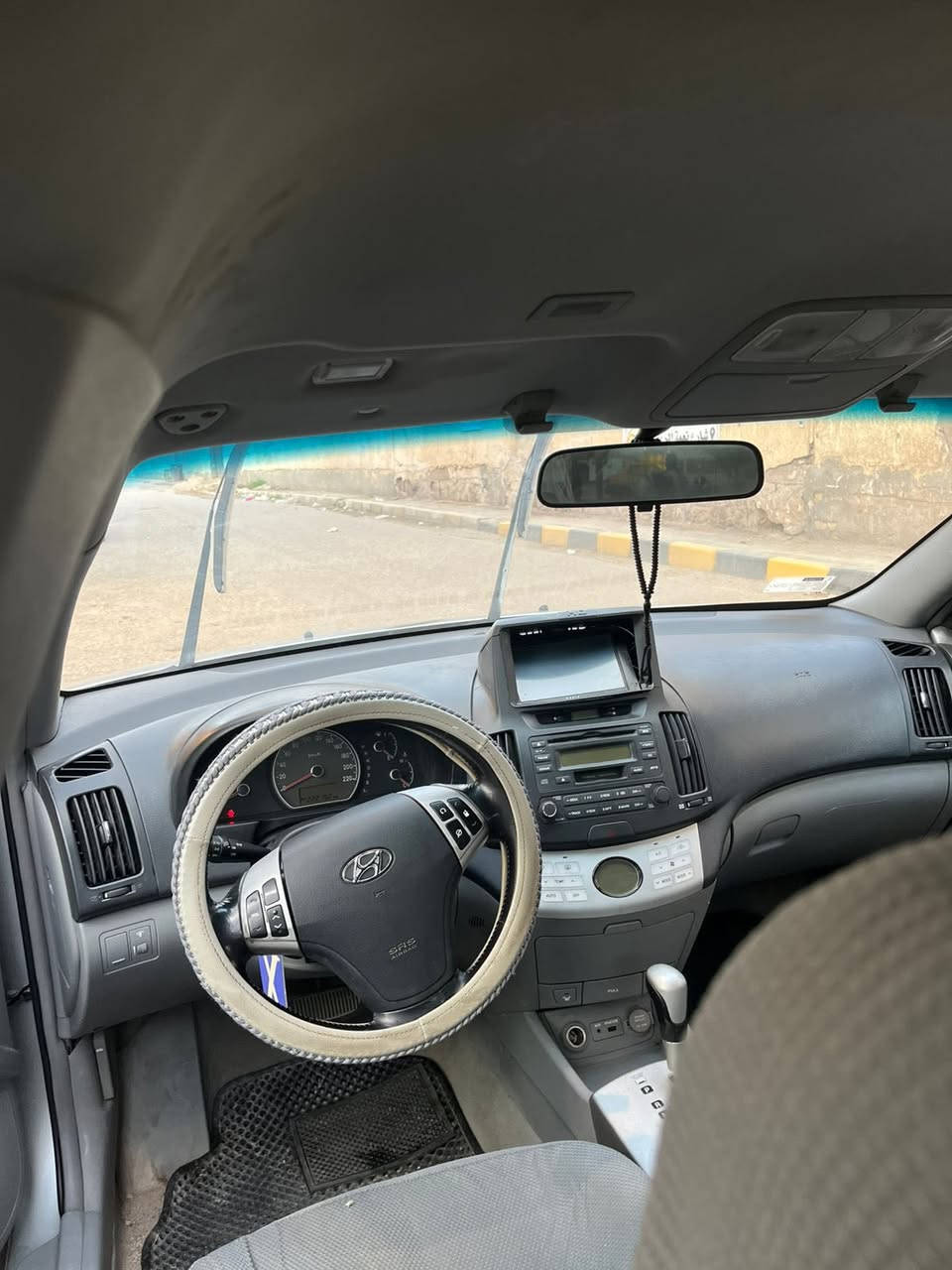 السلام عليكم للبيع النترا أدوات كصتين السياره جديده وجاهزه
بيه ارقام وسنويه الماني أصلي مال مرور 
مكانه ميسان العماره 
السعر ٤٨ 
***********
