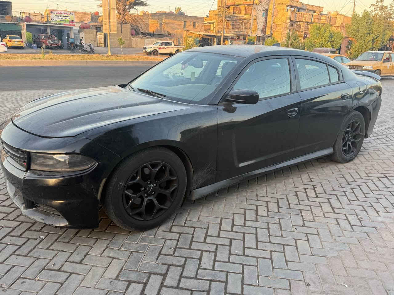 سلام عليكم شباب بيع او مراوس راس براس بدون فرق 
دوج جارجر sxt 2018 معوقين معفية من الكمرك 
و الضريبة و الرقم بدون تسجيل بعدها ضبارة  
شاشة جبيرة تبريد تخم تاير امامي خلفي جديد 
 دكسات امامي خلفي جديد صدر تعبان امامي خلفي 
ضرر السيارة صفحه السايق من عدى جاملغ الخلفي 
مصبوغه عام 
ملاحضة اخوان السيارة بعدها ضبارة بدون سنوية بدون ارقام 
بعدها منفيس و اوراق السيارة موديل 2018 دخول 2020
مكان السيارة بغداد - الحبيبية 
رقم للاتصال : *********** - حيدر سعد او كرار سعد 
السعر 100 و بيها مجال بغداد, العراق
