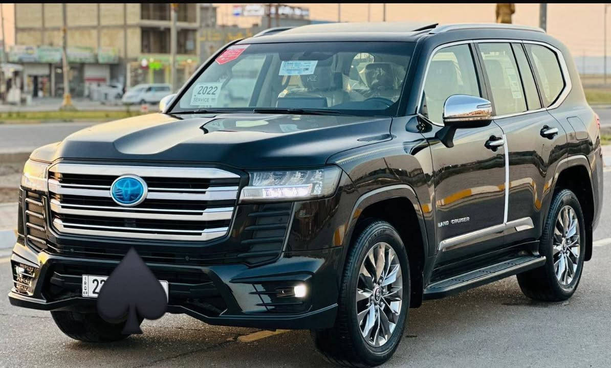 السلام عليكم
لاندكروز ساز فول لمتد
مديل 22
ب63وبيها مجال 
للاستفسار***********
