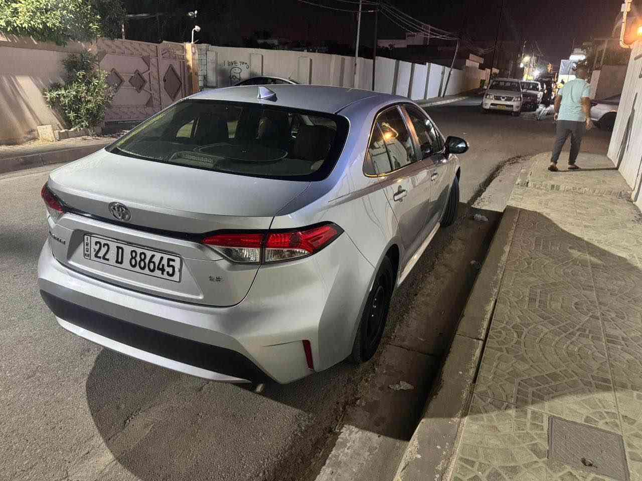 سلام عليكم كورلا 2021 مواصفات Le سياره مابيها اى نقص  مكينه كير كله بشرط بطاقه بانزين موجود سنويه جديده صور ضربه مخلى بلمنشور  السعر 143 بى مجال رقم موبايل *********** الرمادي, الأنبار
