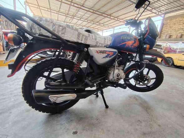 سلام عليكم
دراجه بوكسرجبلي مكينه مفتوحه الدراجه رقم نجف موديل 22السعرمليون 300غيرمتواجدعل فيس ***********
