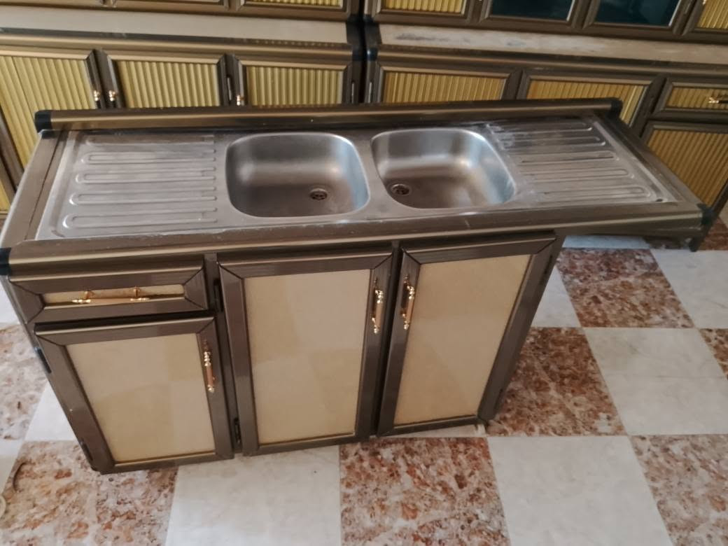 معرض يونس لتجاره الأثاث المستخدم والجديد 

كاونتر ثلاث أمتار مع سنك متر ونصف مستخدم 

للاستفسار الاتصال على الرقم التالي 

*********** تكريت, صلاح الدين
