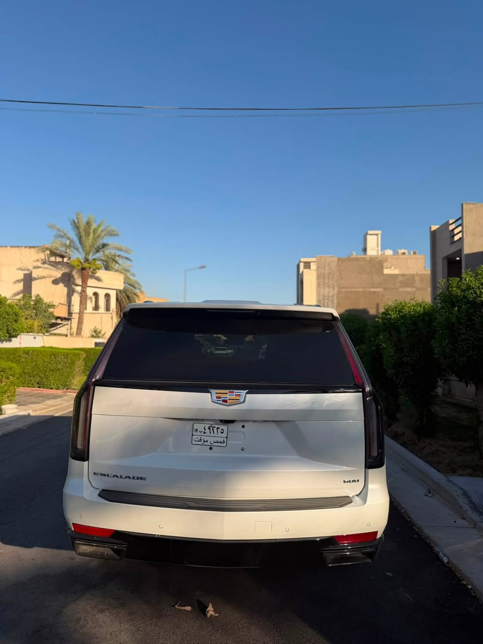 السلام عليكم
كاديلاك اسكاليد
موديل2023
بدون رقم منفيس بسمي
سيارة بيها قطع صبغ ابيع حزام 
صور حادث منشور 
سعر460وبي مجال 
الاتصال***********
مكان سيارة بغداد يرموك
